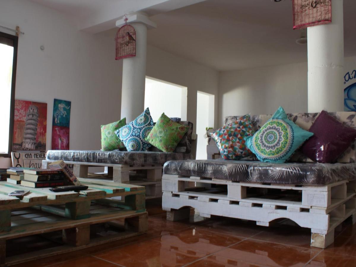 Mandala Hostel 툴룸 외부 사진