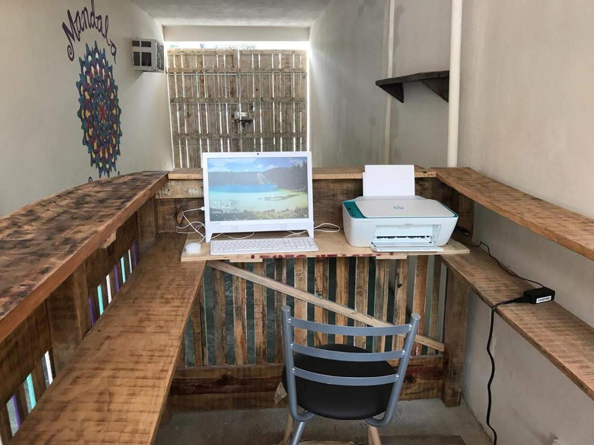 Mandala Hostel 툴룸 외부 사진